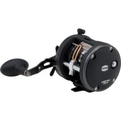 Penn Warfare Level Wind Conventional Reel -Sports Store warfare level wind conventional reel 30 right 391 1366195 2